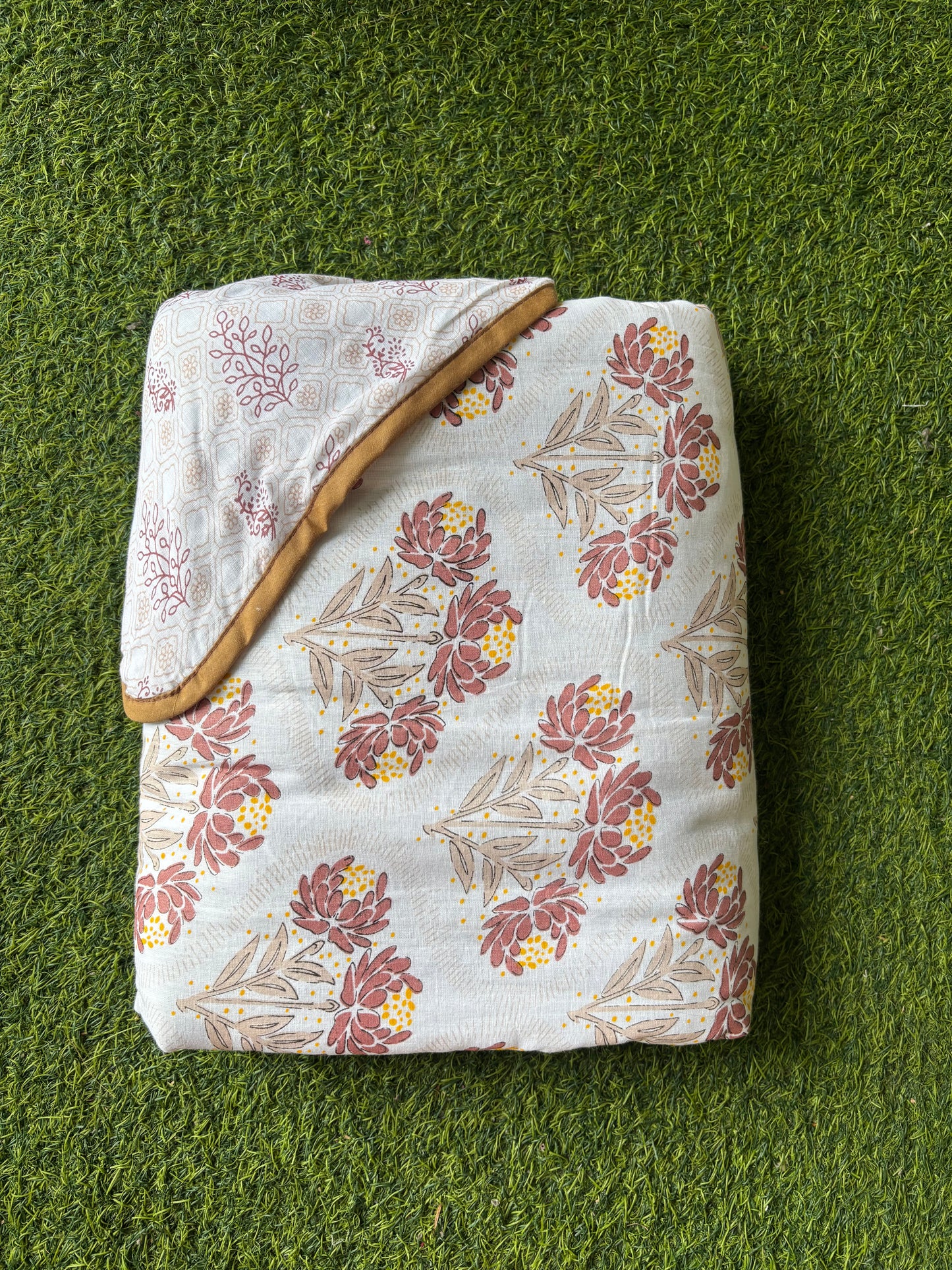 Reversible Cambric Cotton AC Dohar - Single Bed