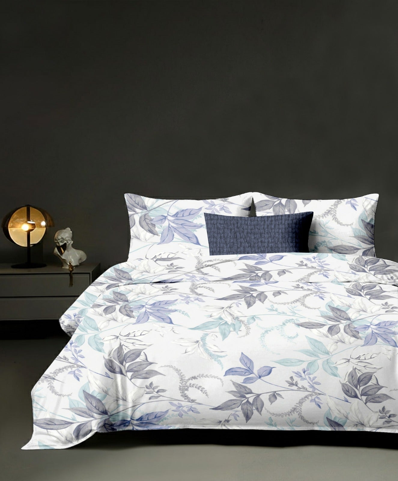Dream flora King size cotton bedsheet with 2 pillow covers - 108 x 108 SD
