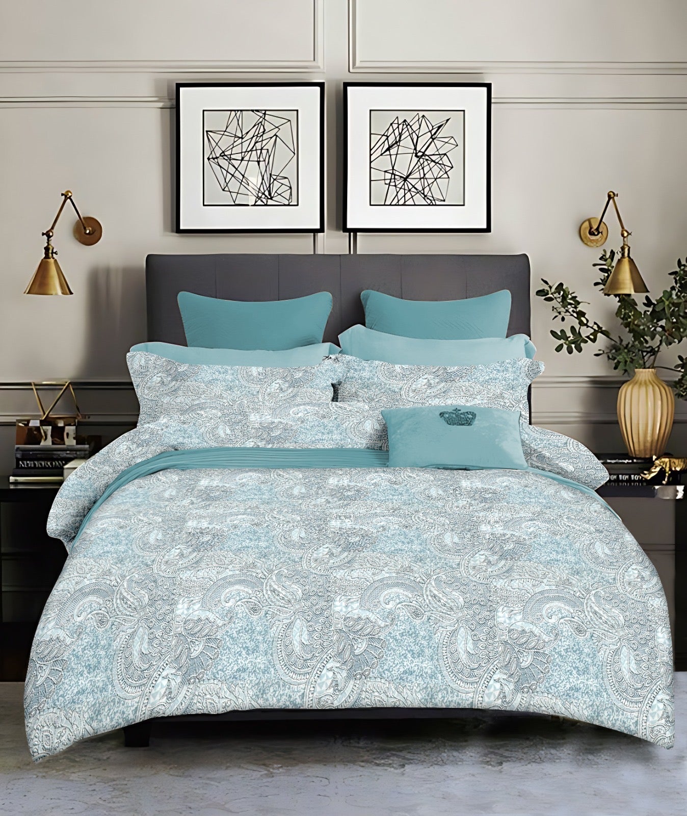 King size cotton bedsheet with 2 pillow covers - 108 x 108 | SD. collection