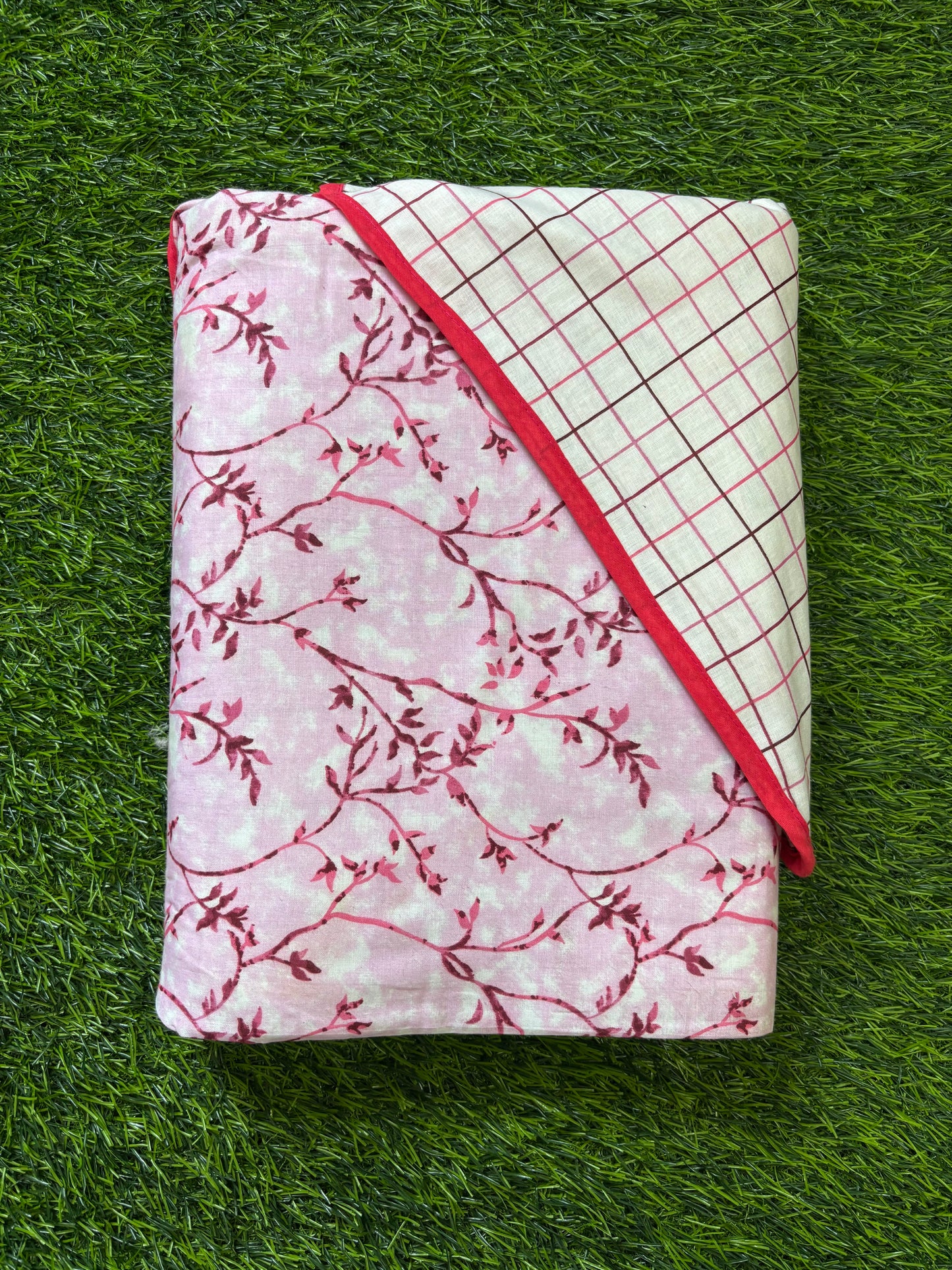 Florals Checks Reversible Cotton AC Dohar - Single Bed