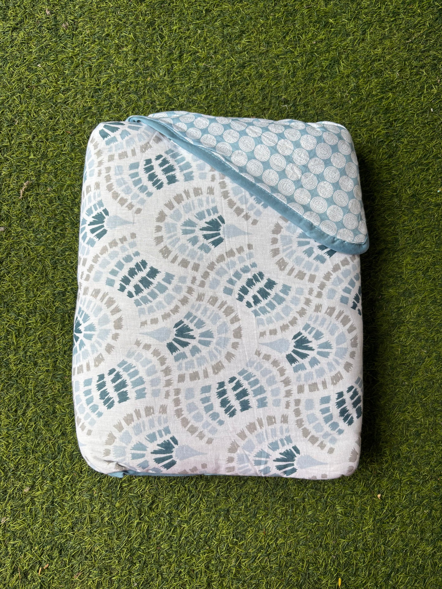 Reversible Cambric Cotton AC Dohar - Double Bed